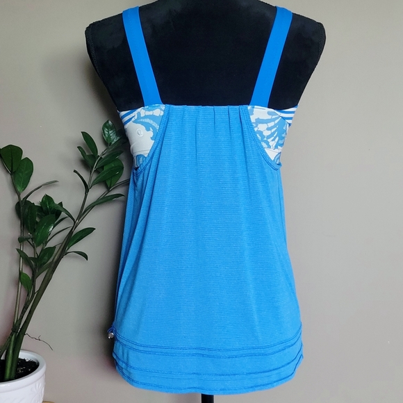 Lululemon Back On Track tank top - Picture 4 of 9